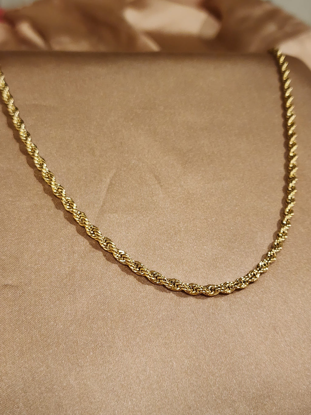 ✨ Gold Rope Chain Necklace – Aura de Luxe