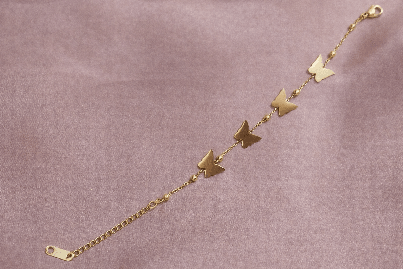 ✨ Butterfly Grace Bracelet — Aurã de Luxé - Aurã de Luxê