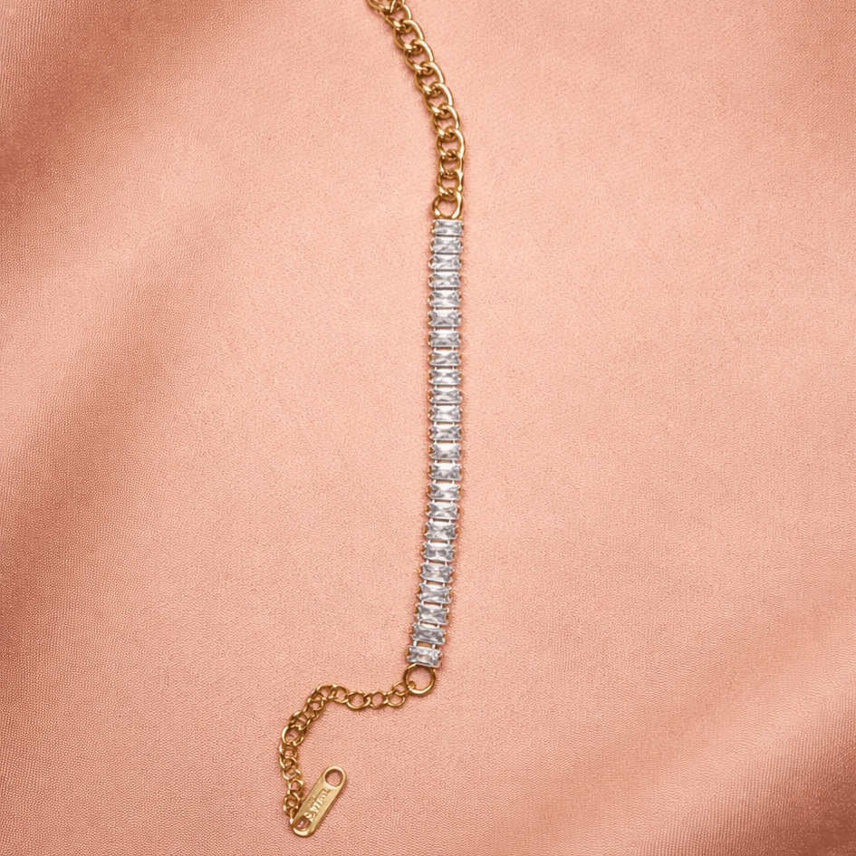 ✨ Lumière Baguette Chain Bracelet – Aurã de Luxé - Aurã de Luxê