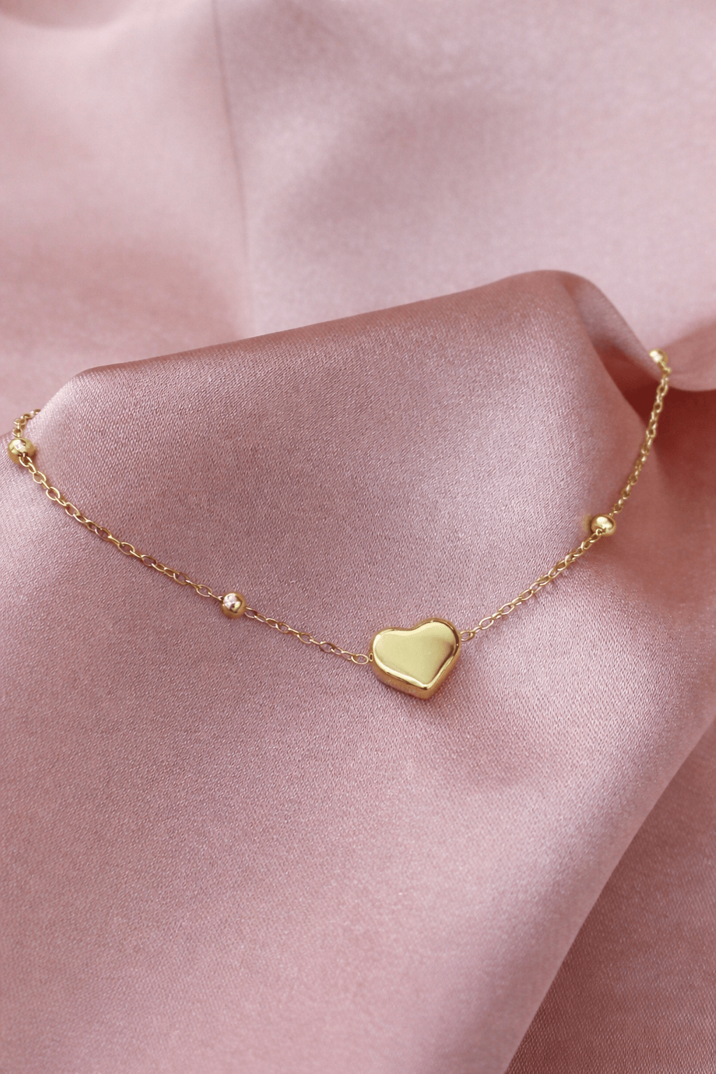 ✨️ Signature Beaded Heart Bracelet – Aurã de Luxé - Aurã de Luxê