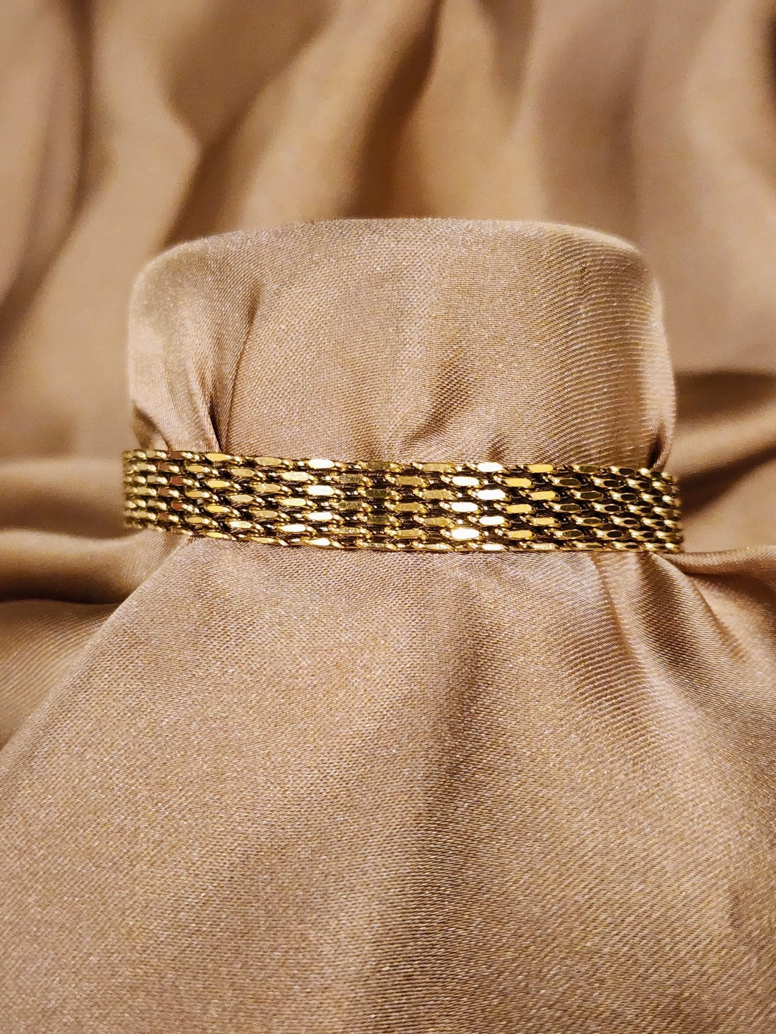 ✨ Multi - Strand Gold Mesh Bracelet – Aura de Luxé - Aurã de Luxê