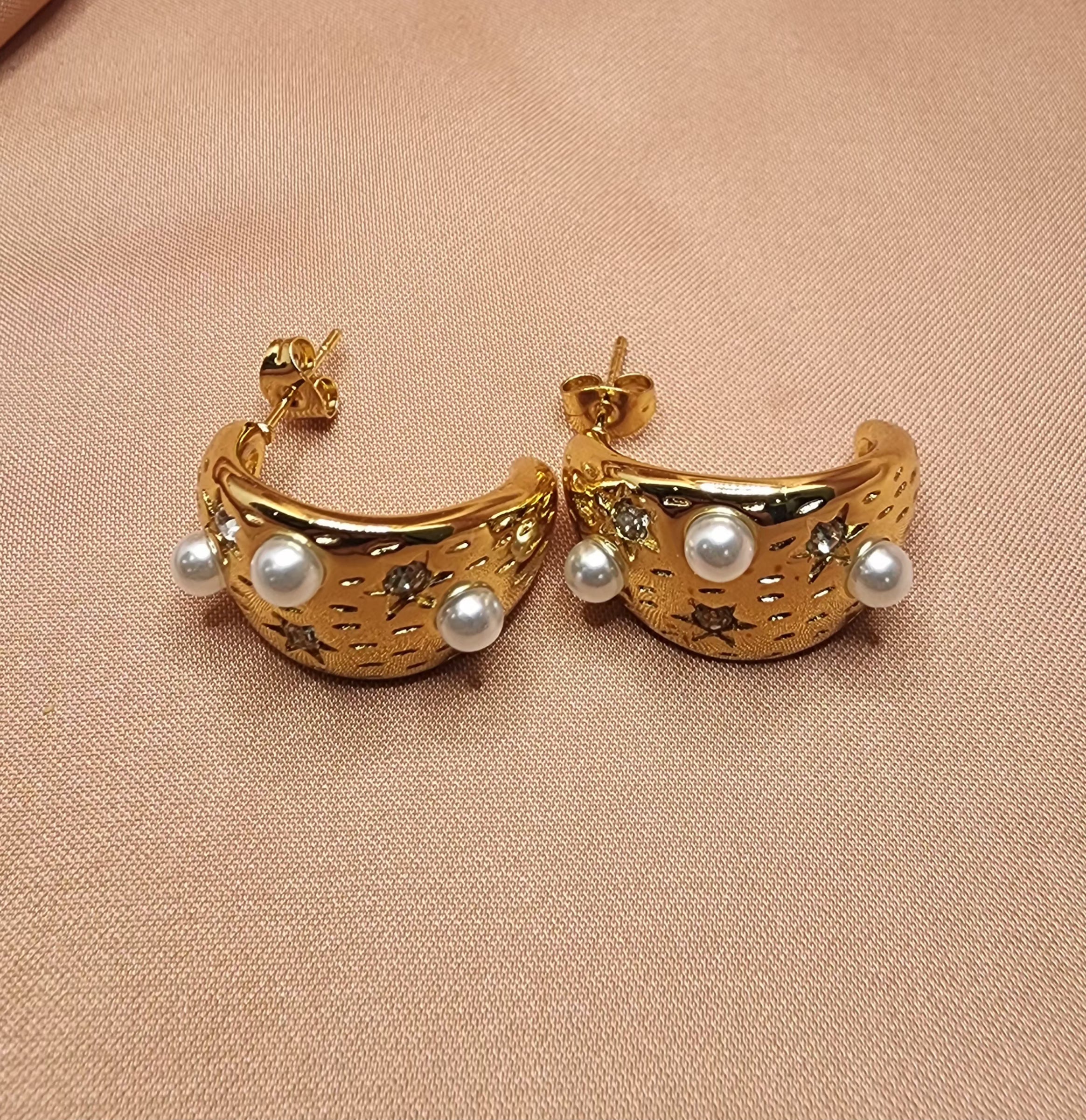 ✨ Aurã Celeste Pearl Hoops