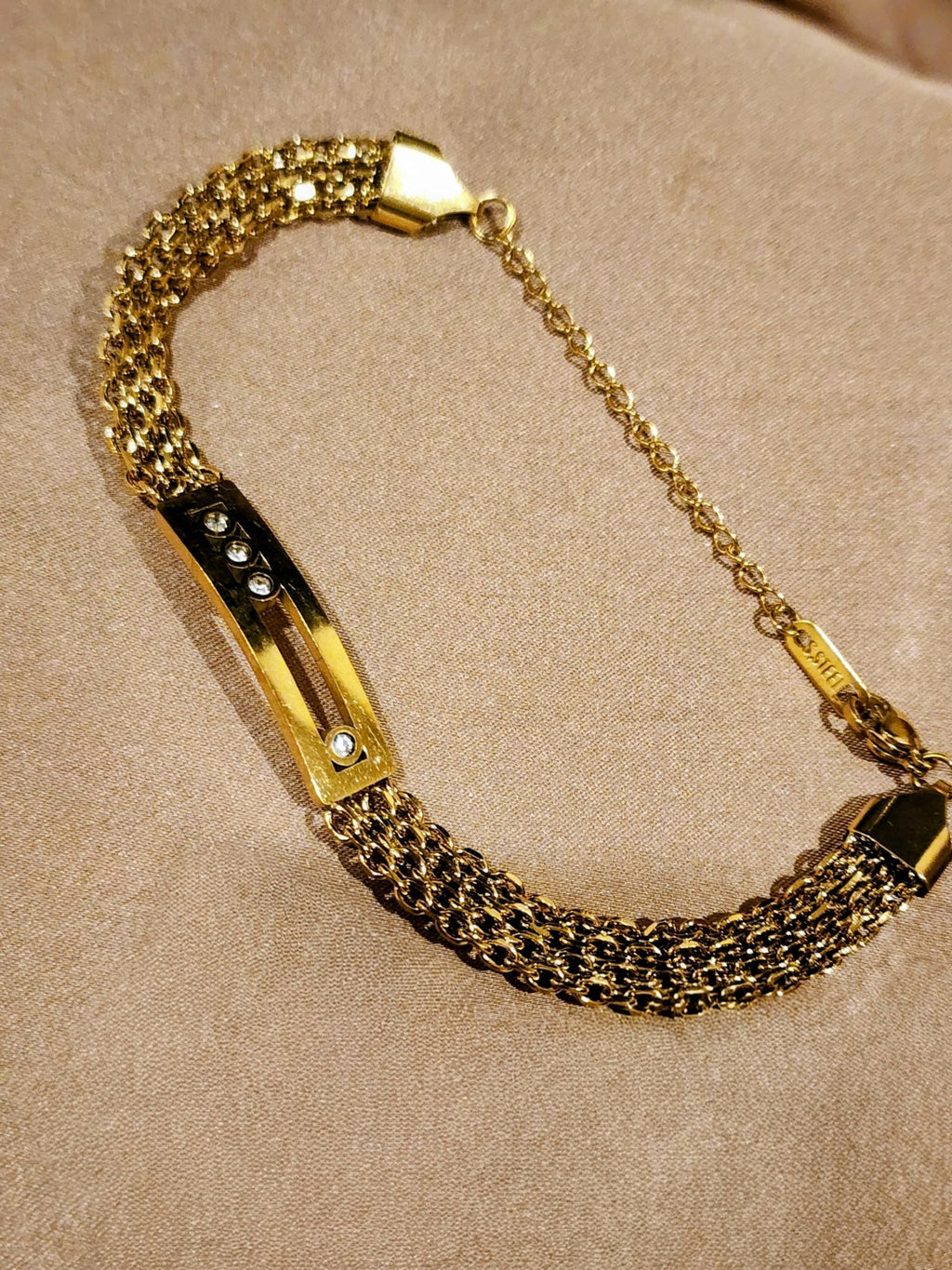 ✨Lumière Crystal Bar Multi - Chain Bracelet – Aurã de Luxé - Aurã de Luxê