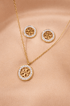 ✨ Signature Emblem Necklace & Stud Set – Aurã de Luxé - Aurã de Luxê