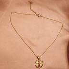 ✨Gold Clover Charm Necklace — Aurã de Luxé - Aurã de Luxê
