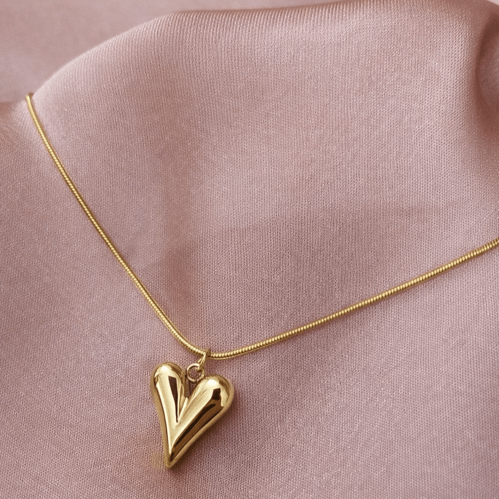 ✨ Amour Curve Bracelet – Aurã de Luxé - Aurã de Luxê