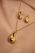 ✨ Teardrop Gold - Tone Locket Set – Aura de Luxe - Aurã de Luxê