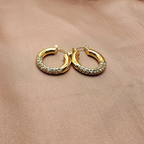 ✨ Lumière Pavé Crystal Earrings — Aurã de Luxé