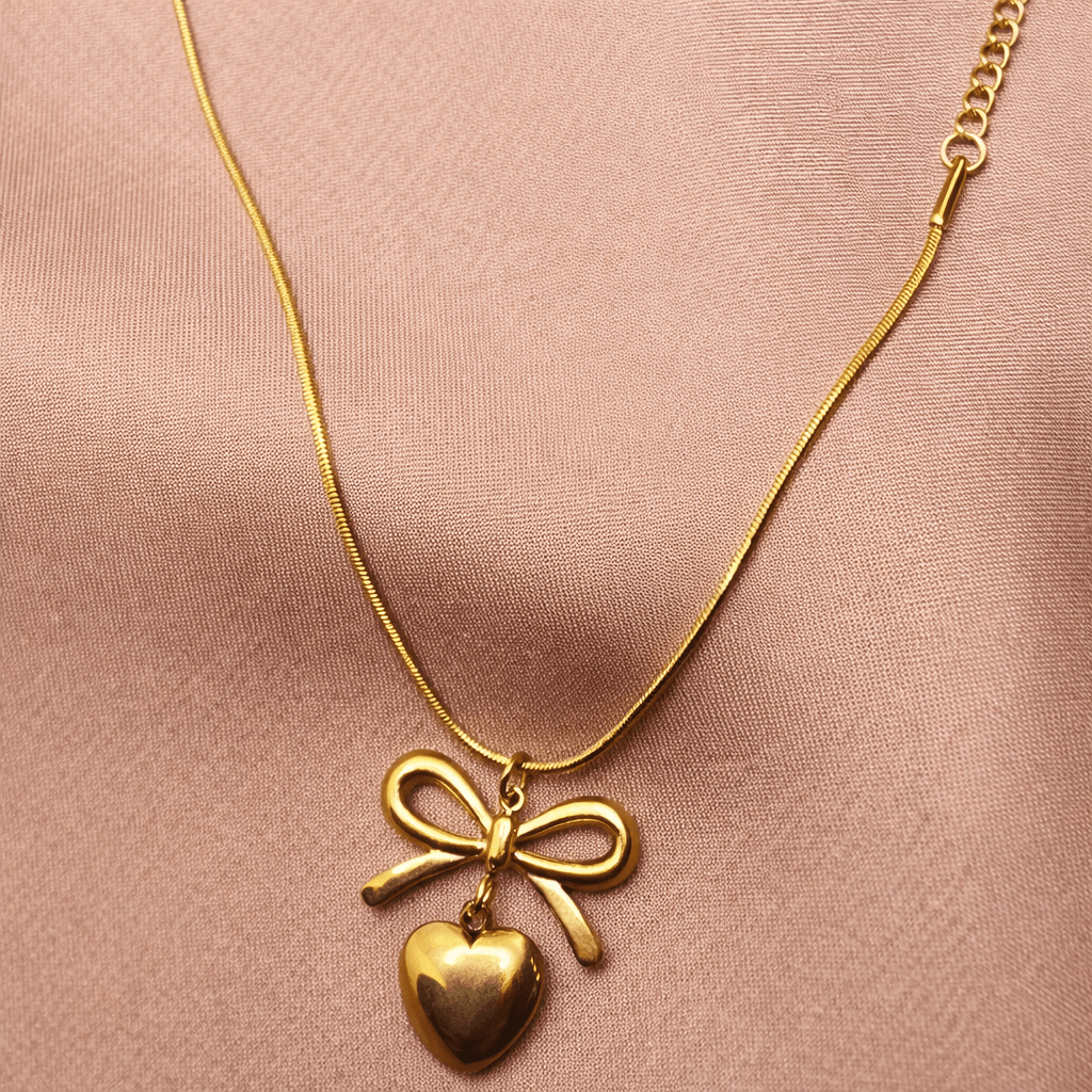 ✨ Élégance Bow & Heart Bracelet — Aurã de Luxé - Aurã de Luxê
