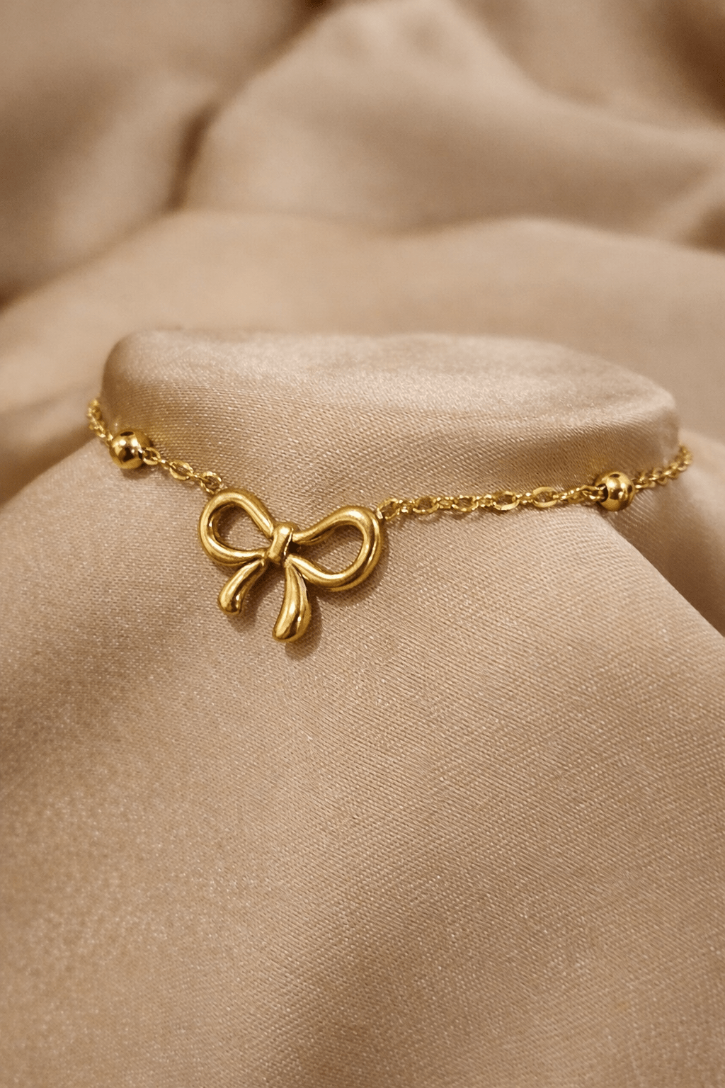 ✨ Bow Detail Gold - Tone Bracelet – Aurã de Luxé - Aurã de Luxê